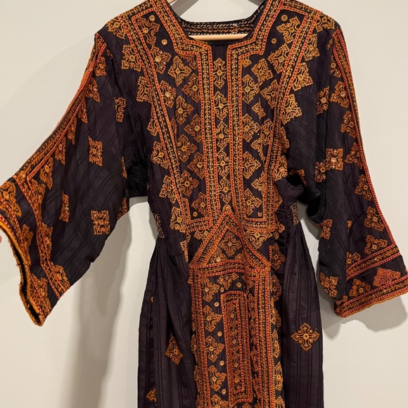 Vintage Northern Indian Silk dress - Picture 2 of 3
